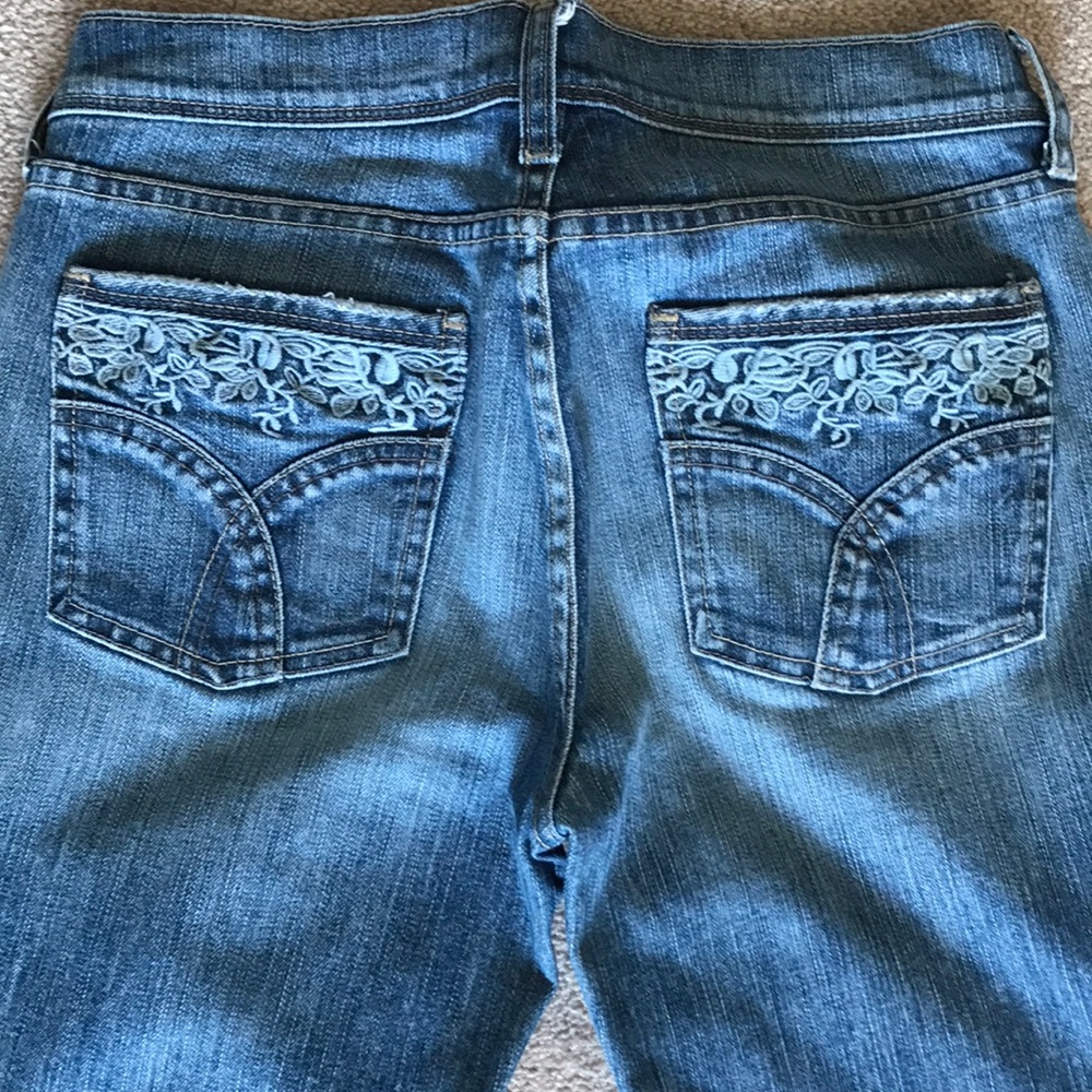 Women's Noir Jeans--embroidered decorative pocket